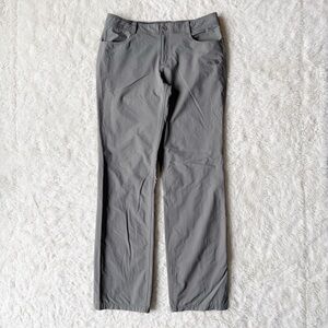 The North Face Woman Gray Nylon Light Hiking Straight Pants US8 Gorpcore Outdoor